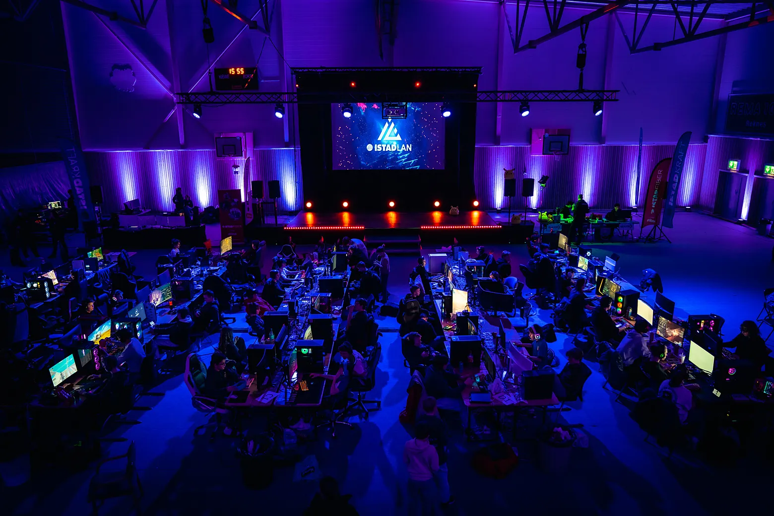Bilder fra IstadLAN 2025 – tre dager fylt med gaming, konkurranser og ekte lidenskap.